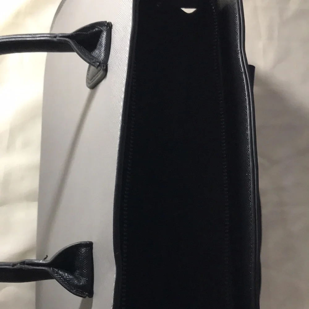 Bag - Picture 5 of 16